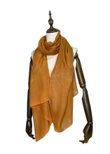 Cargar imagen en el visor de la galería, Echarpe de seda y lana