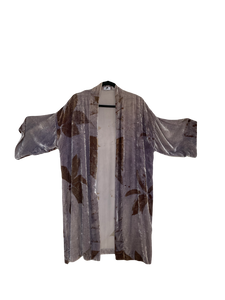Kimono de terciopelo
