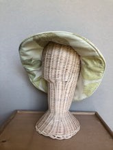 Cargar imagen en el visor de la galería, Sombrero seda